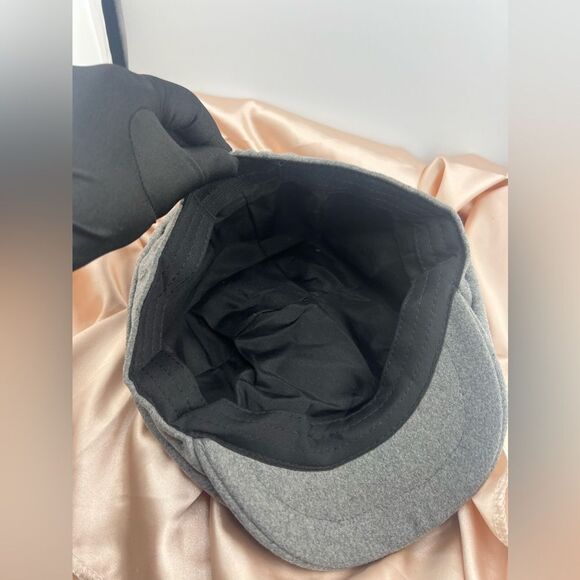 Classic Dark Grey Wool Newsboy Cap - Picture 7 of 8